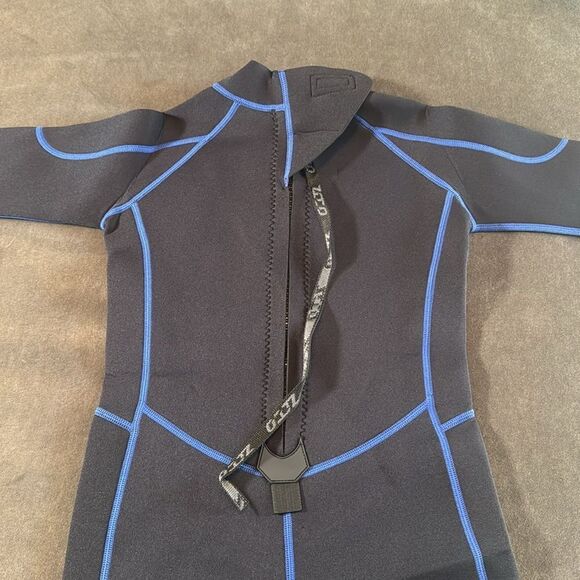 Kids Full Body Wetsuit Unisex Neoprene 2.5mm Black Zip Back Closure Size M NEW - Picture 10 of 11